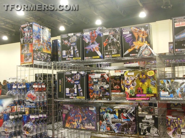 BotCon 2013   The Transformers Convention Dealer Room Image Gallery   OVER 500 Images  (486 of 582)